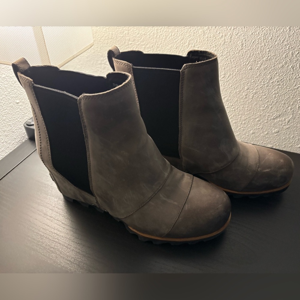 Sorel Lea Wedge Booties Gray Leather Size 8